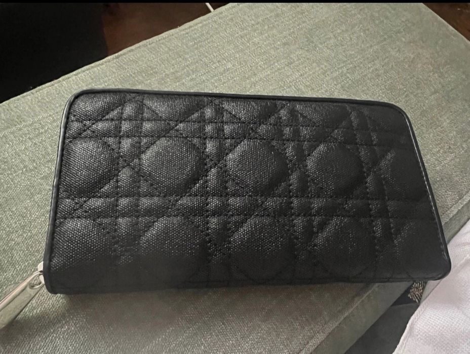 Lady Dior Voyageur wallet