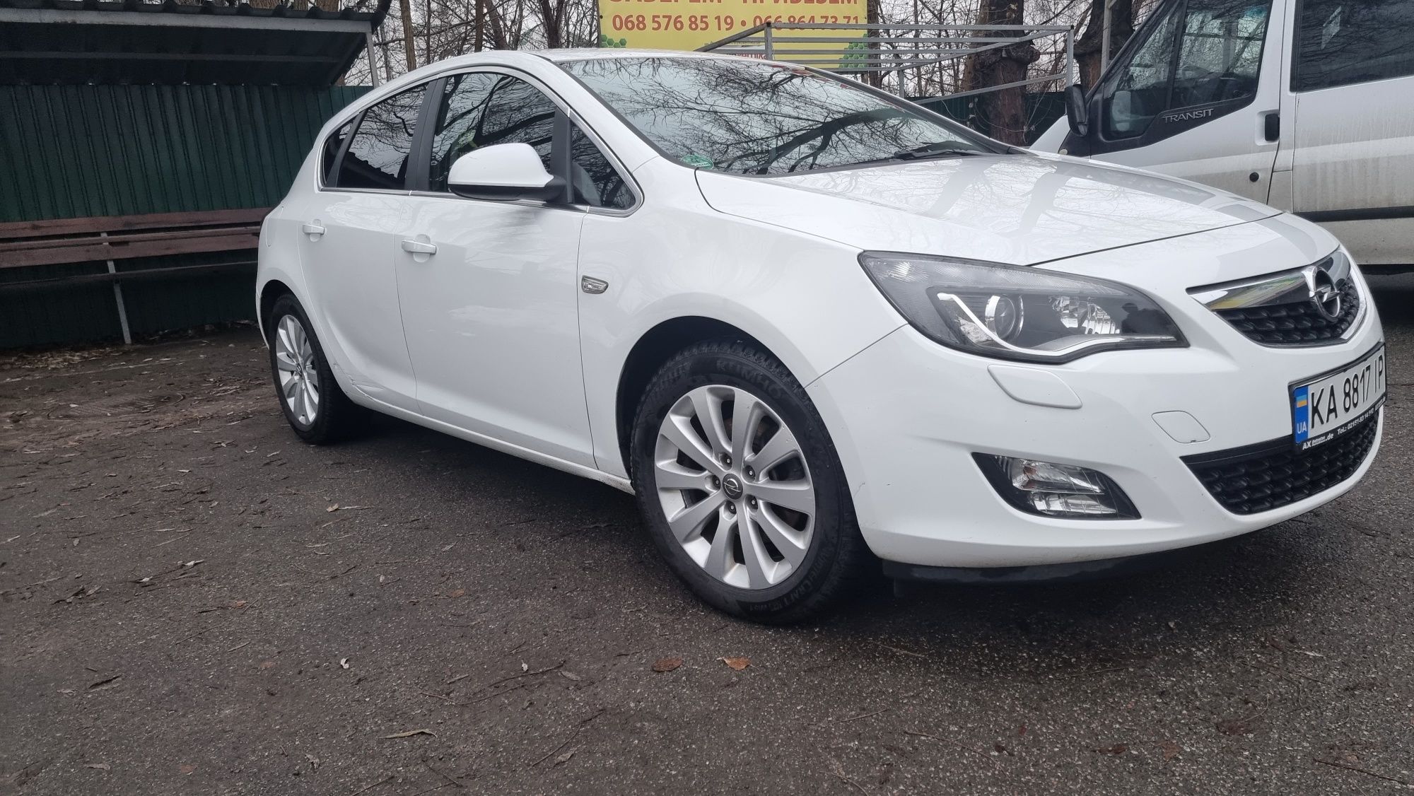 Opel Astra ( Опель Астра) 2010