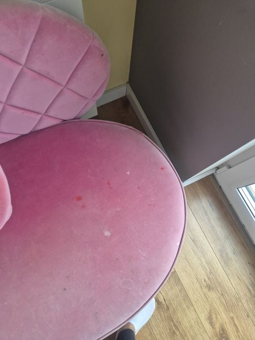 Sofa Happy Barok – różowa, styl glamour – do renowacji