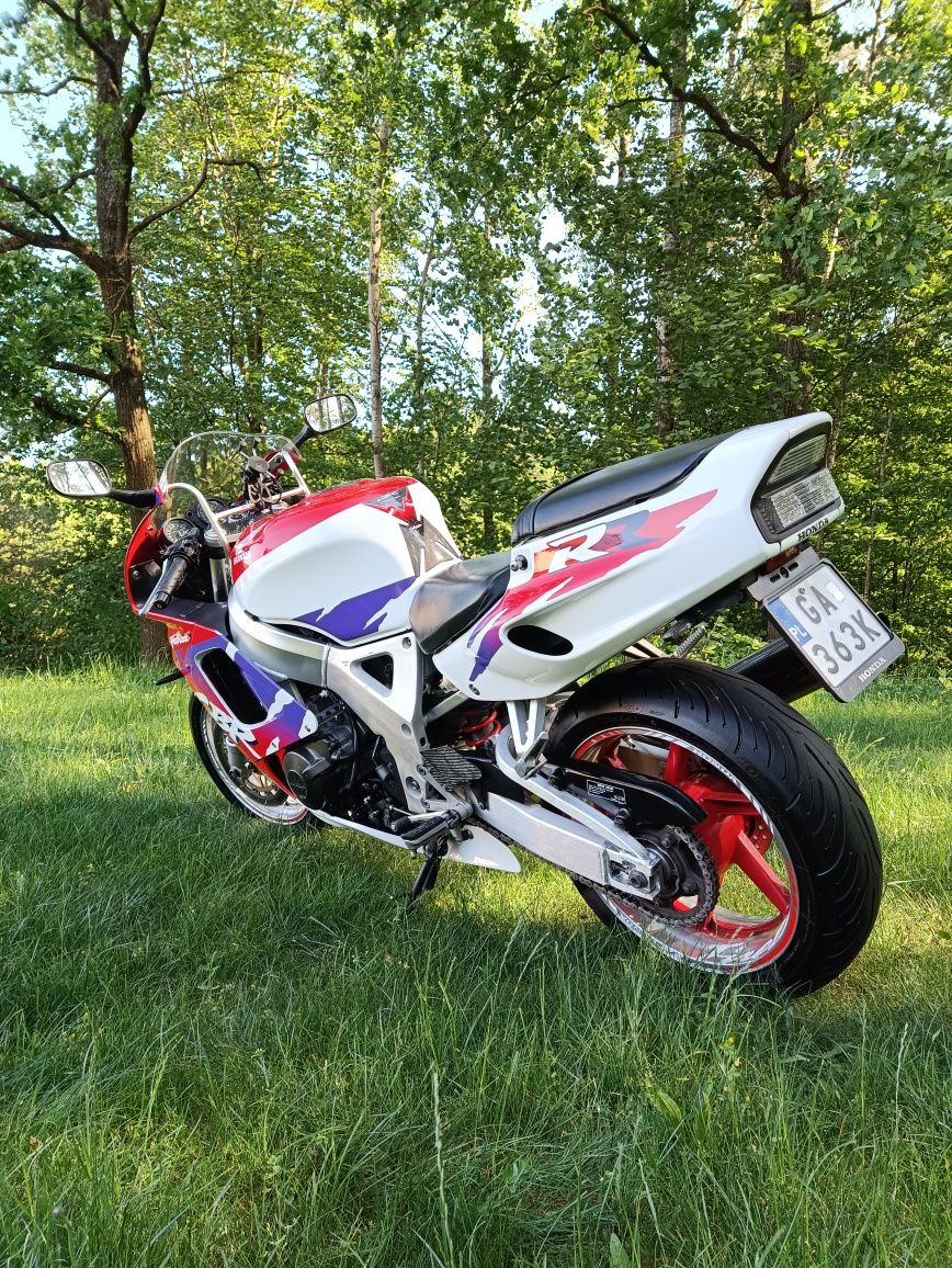 Honda CBR 900 RR Fireblade sc28