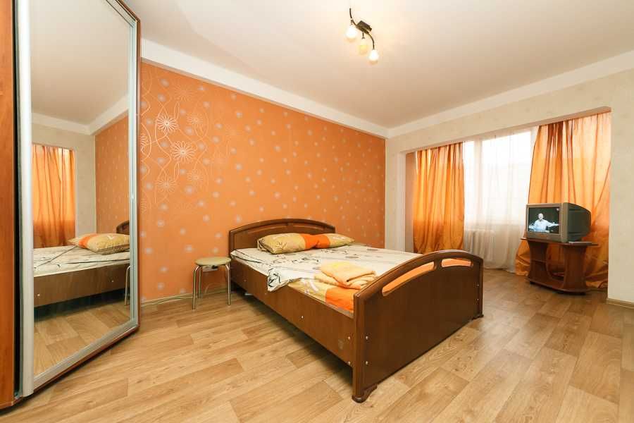 Подобово  погодинно в Борисполі 700грн