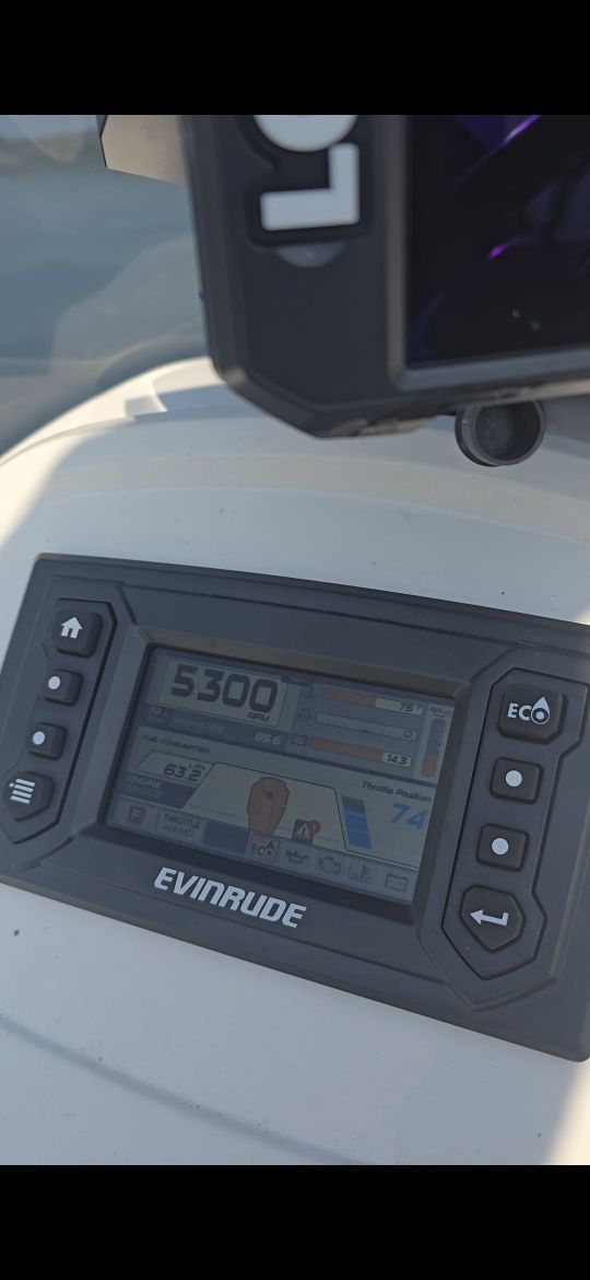 Лодочный мотор Evinrude BRP e-tec HQ 200