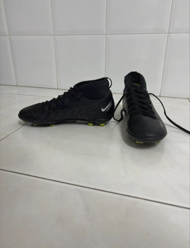 Chuteiras Nike Mercurial
