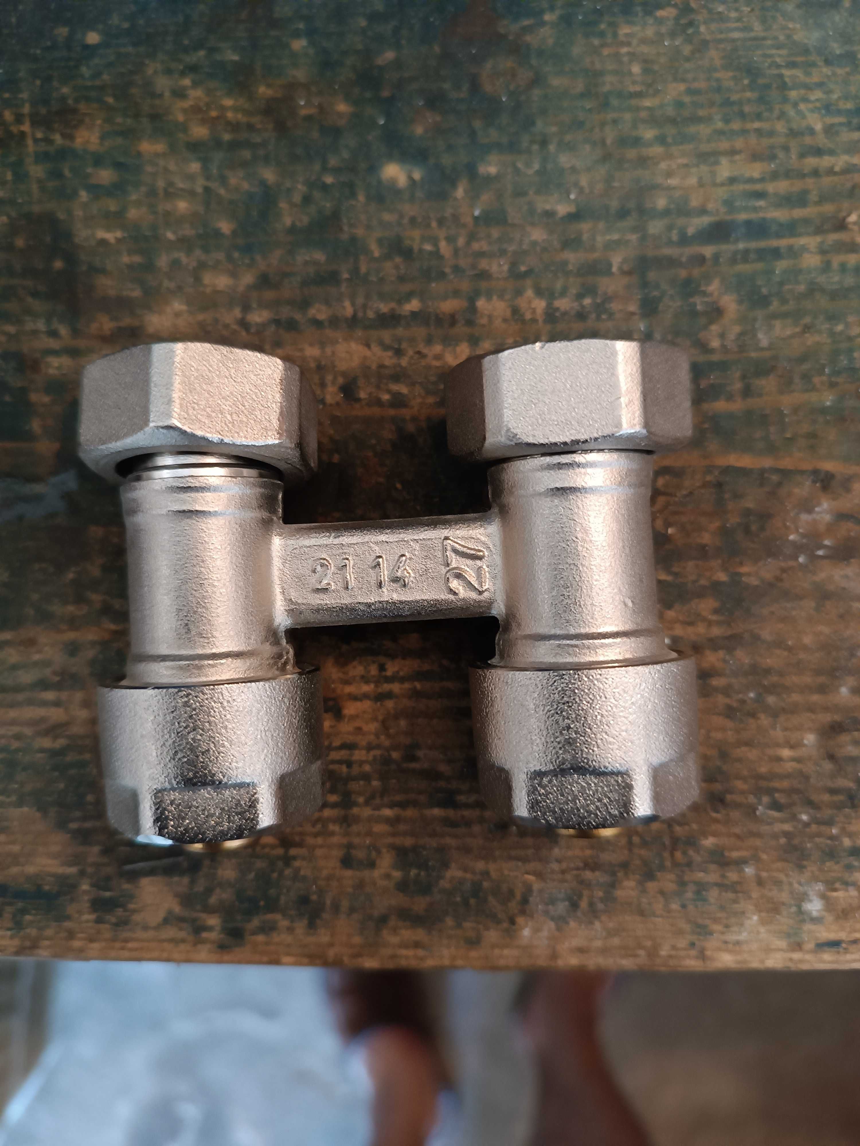 Grzejnik płytowy KERMI V22 300x600