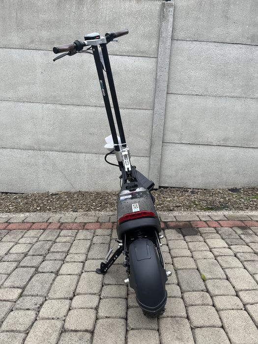 Hulajnoga elektryczna