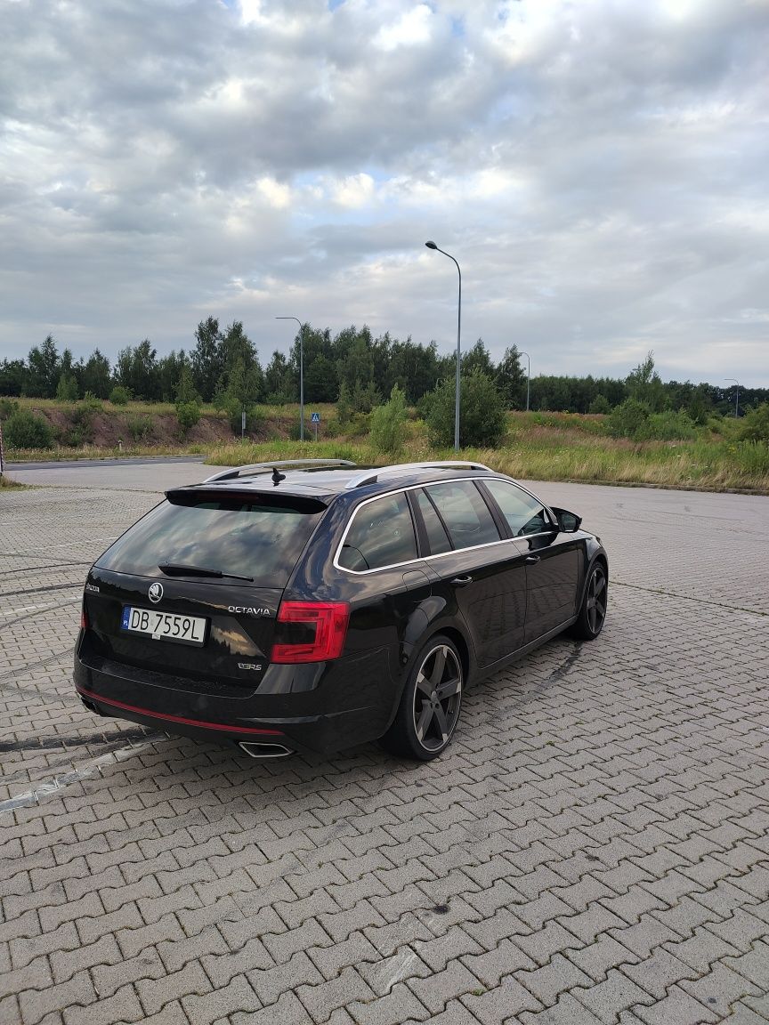 Skoda Octavia VRS 2.0 Tdi 226km Manual Asystenci Tempomat Alufelgi 19