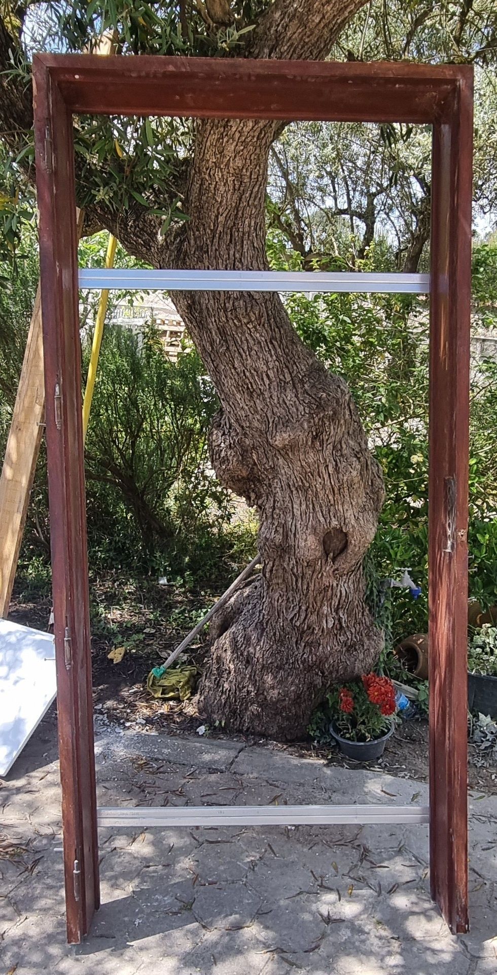 Porta entrada de casa com aro