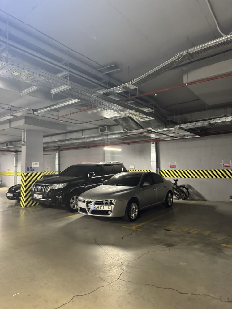 Паркинг посуточно Каманина 16/А, 45 Жемчужина