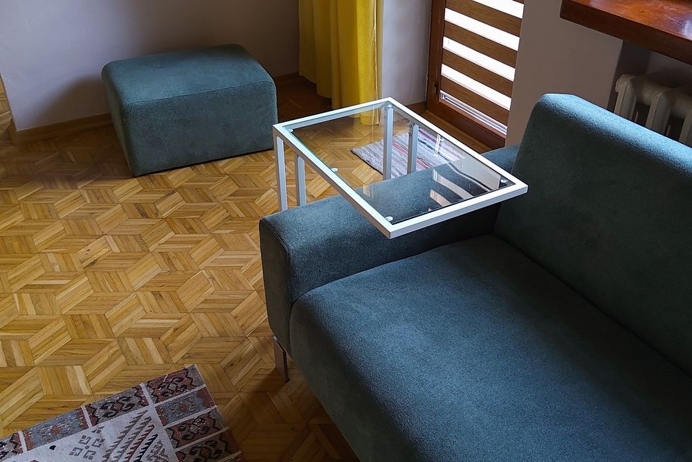 Stolik IKEA Vittsjo - biały