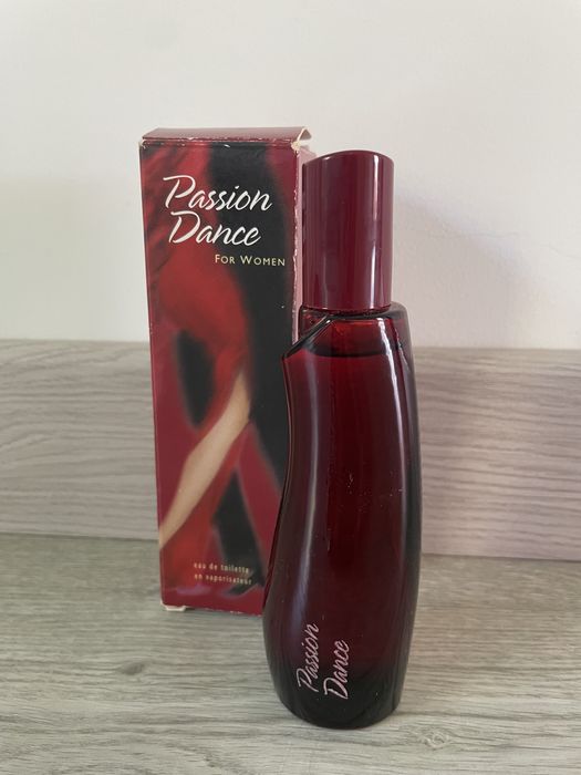 Perfume Passion Dance