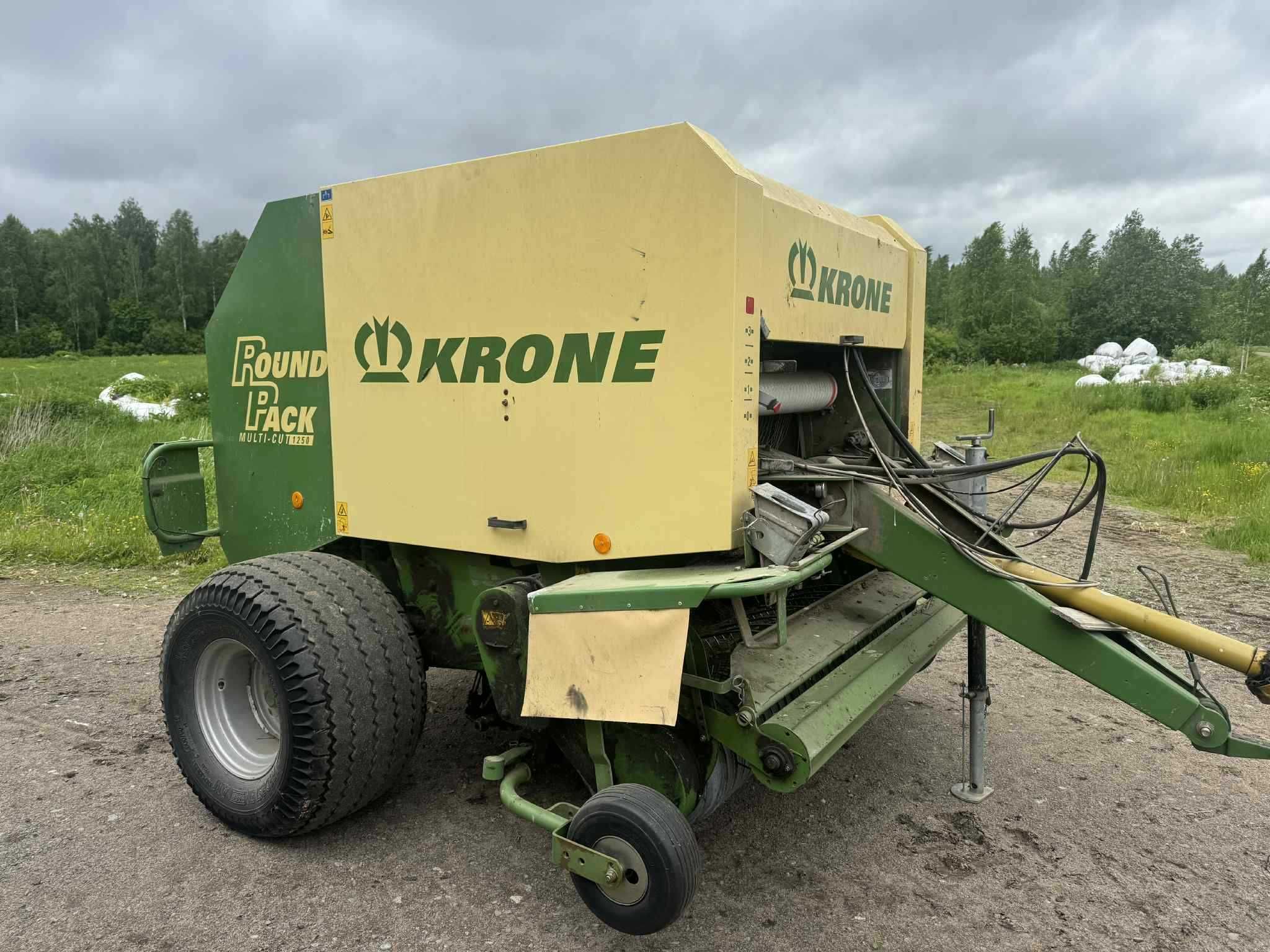 Prasa Rolująca Krone Round-Pack 1250 Multi-Cut 2007-rok Idealna