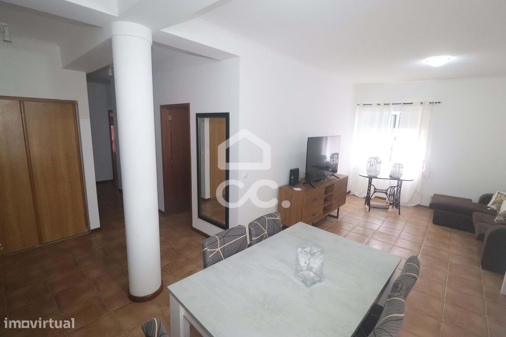 Apartamento com 2 Quartos - Fajã de Baixo - Ponta Delgada