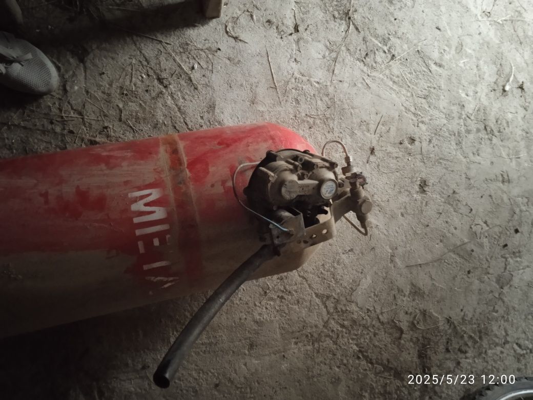 Продам газову установку 4 покоління стояла на жигулях повністю робоча