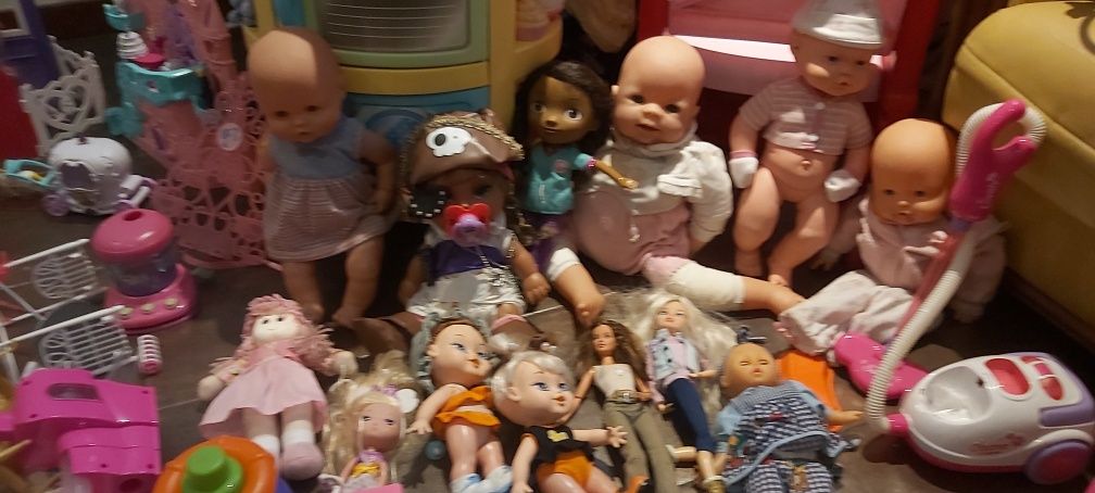Brinquedos e acessórios, vestuário para crianças