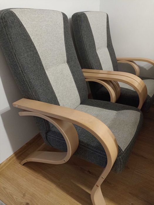 ELEGANCKIE STABILNE ,nie bujają się w bardzo dobrym stanie