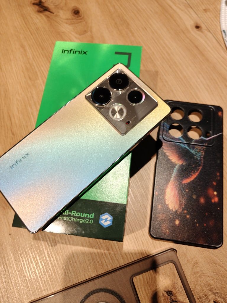 Infinix note 40 256 GB stan idealny