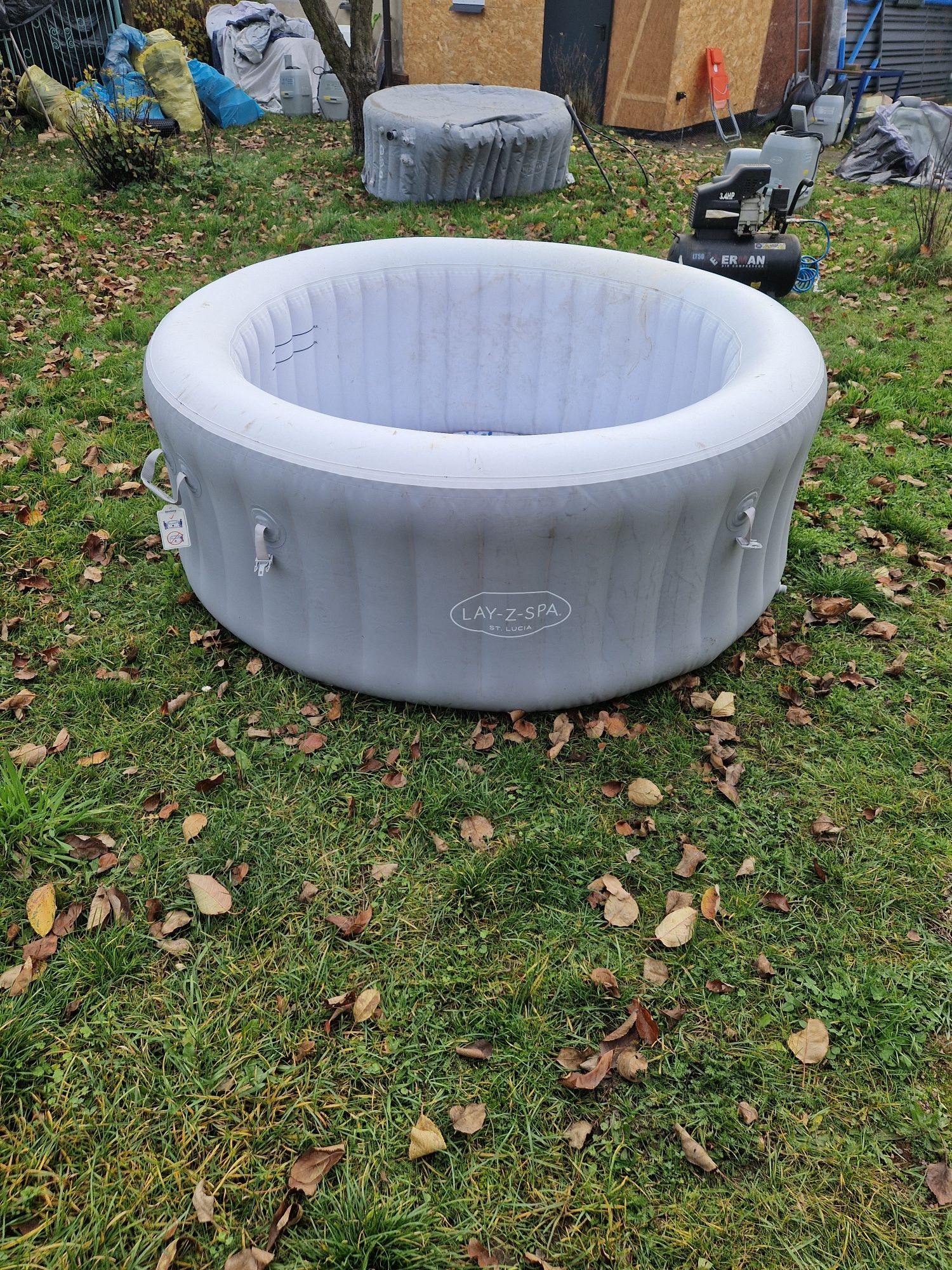 Basen niecka do jacuzzi Bestway lay-z spa st. LUCIA