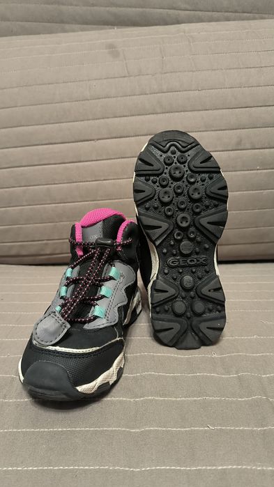 Детские демисезонные термо ботинки для девочки Geox