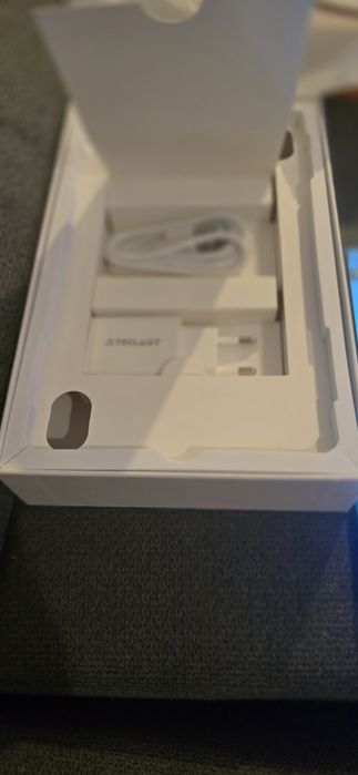 Tablet  8 polegadas novo na caixa com 32Gb e 3 gb, Android  13