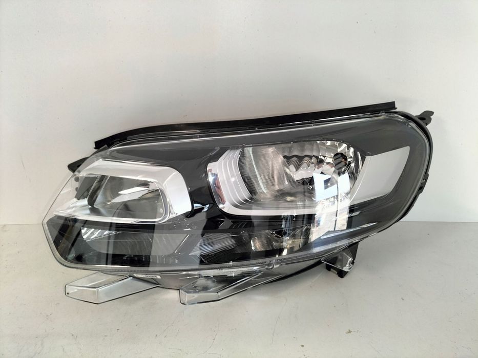 lampa przednia reflektor lewa citroen jumpy iii 16- zafira d 19- vivaro c