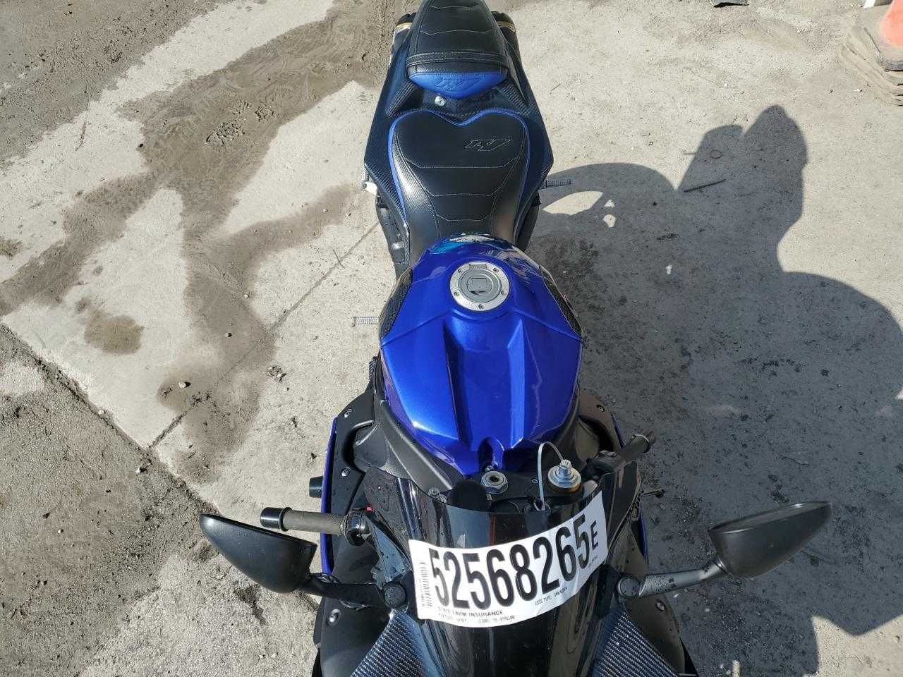 2011 Yamaha YZFR1