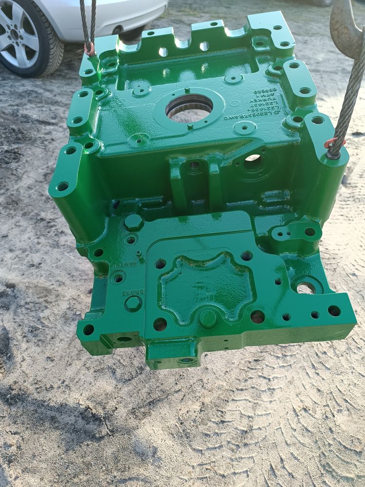 Obudowa tylnego wom sprzęgła wom John deere JDL220537RAWC jd 6250