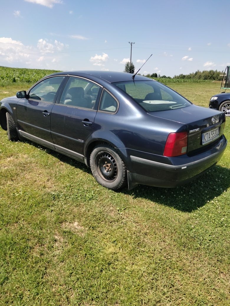 Volkswagen Passat B5 1.6 benzyna +lpg