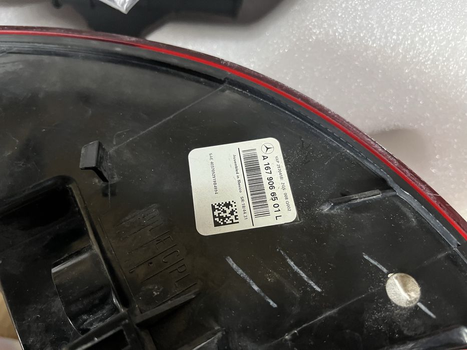 Задні фонарі комплект (L+R зовн+внутр) Mercedes GLS X167 20-23 Америка