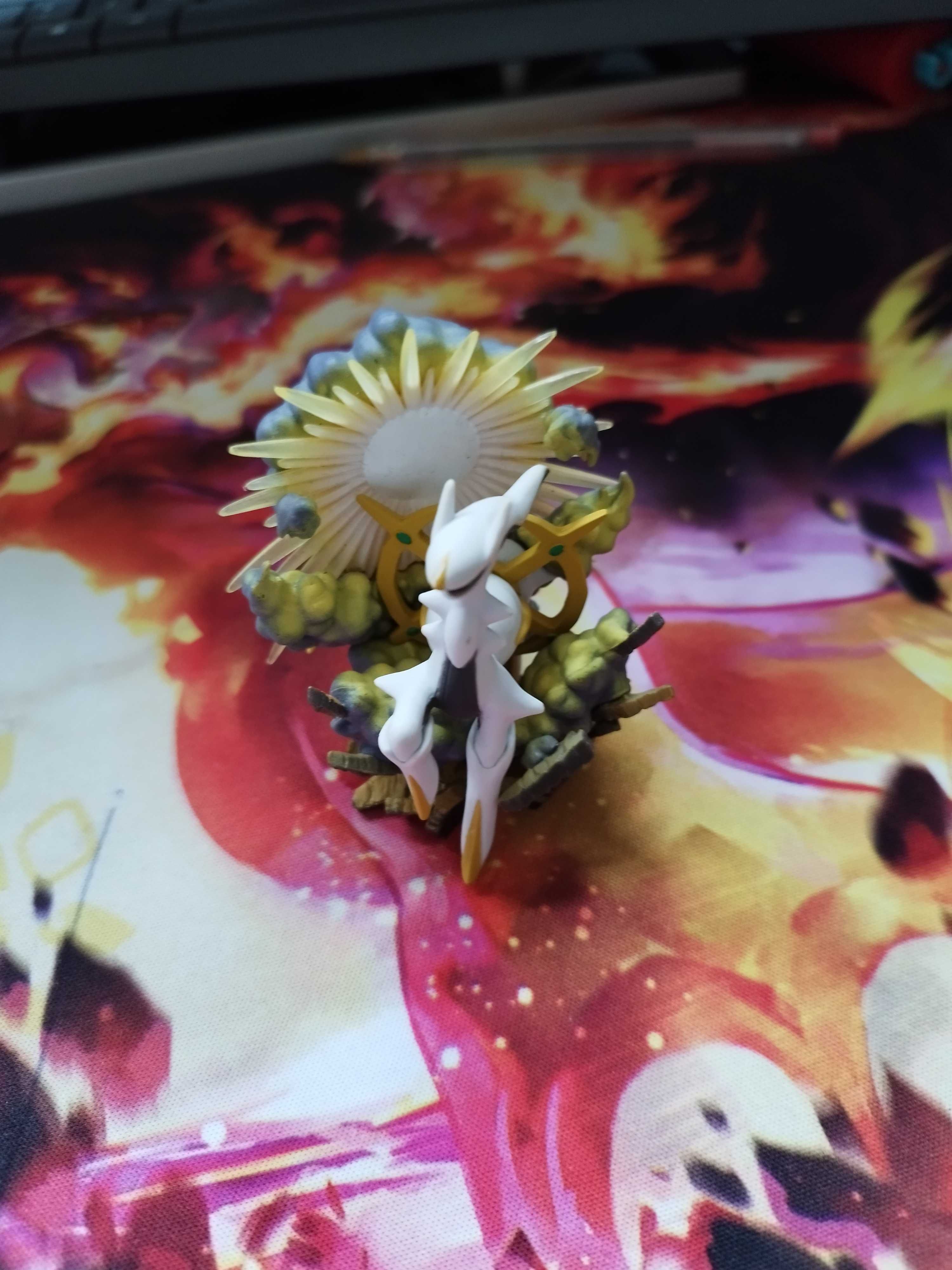 Figura Pokémon Arceus