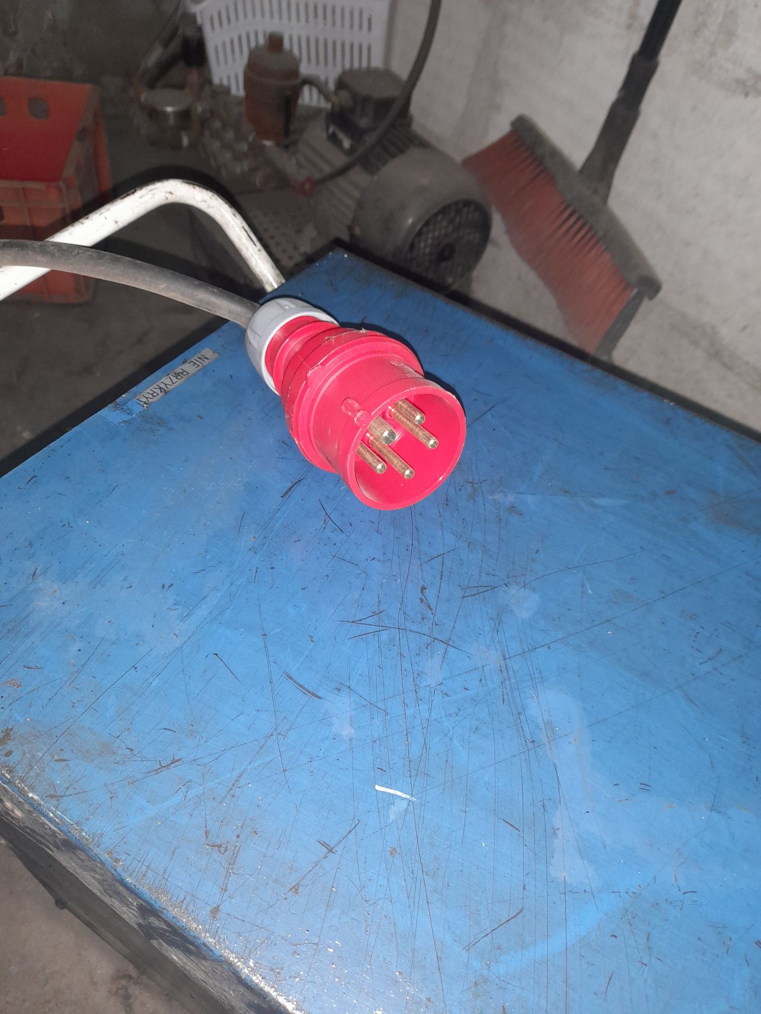 Nagrzewnica elektryczna 230 v Elcal 15 kv