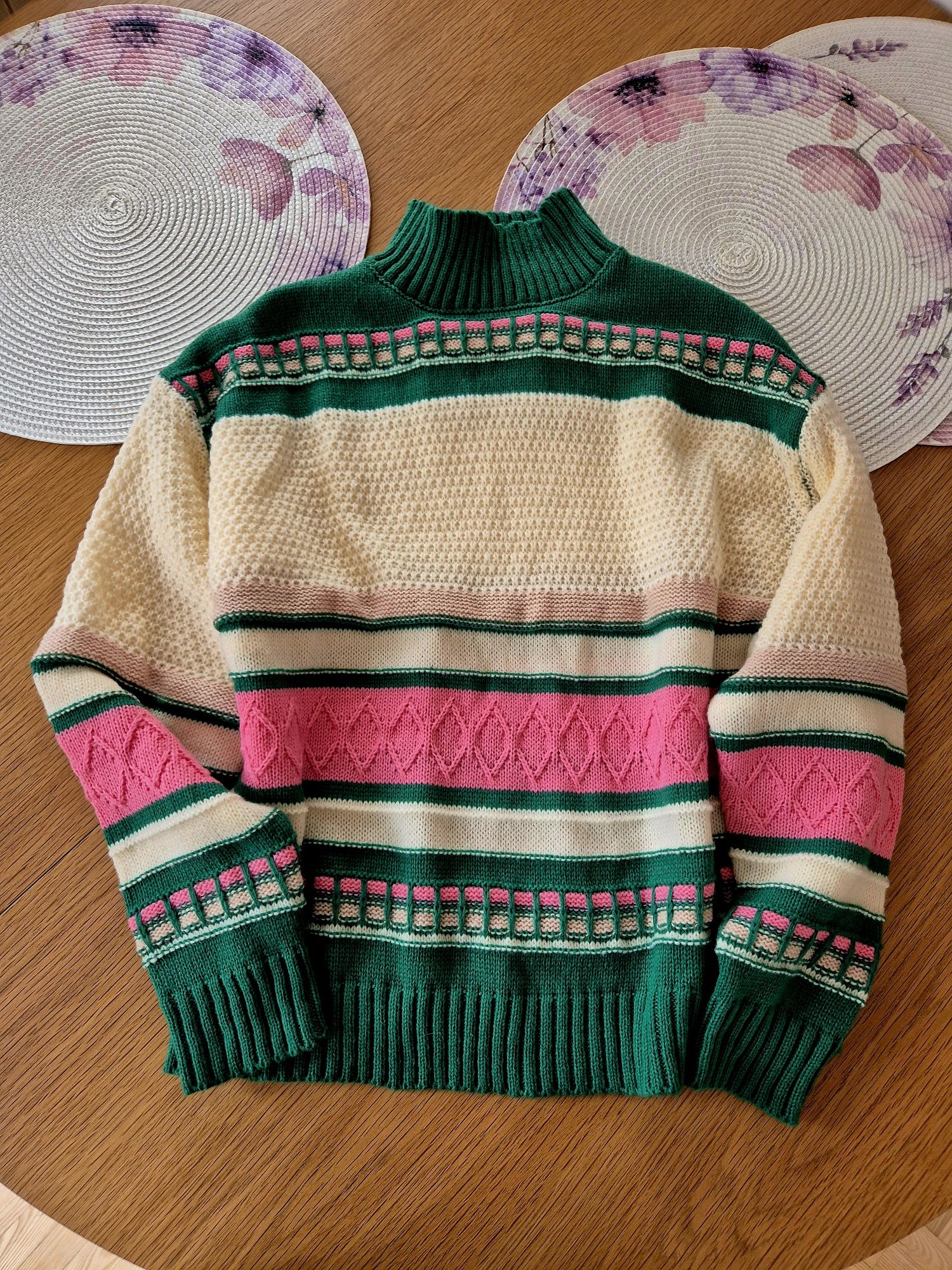 Kolorowy sweter nowy uroczy z golfem S/M