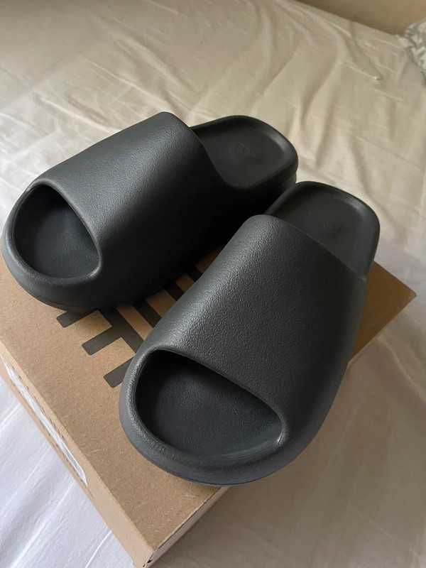 adidasYeezySlide Czarny kIapki kIapki damskie R.38