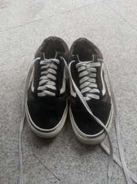 Sprzedam buty Vans rozmiar 38