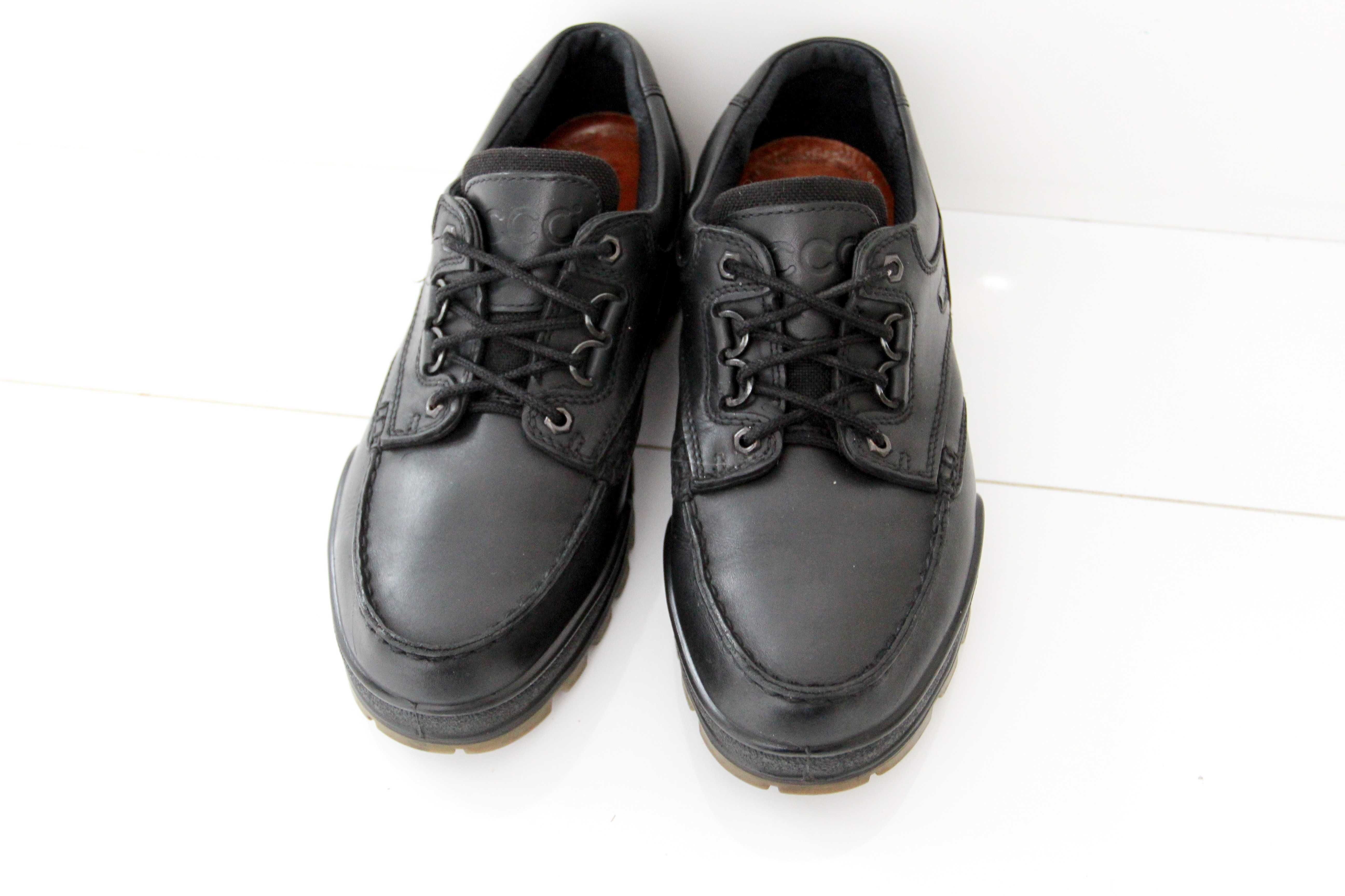 ECCO track gore-tex, skóra bez wad 42