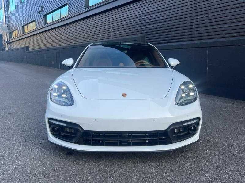 2023 Porsche Panamera