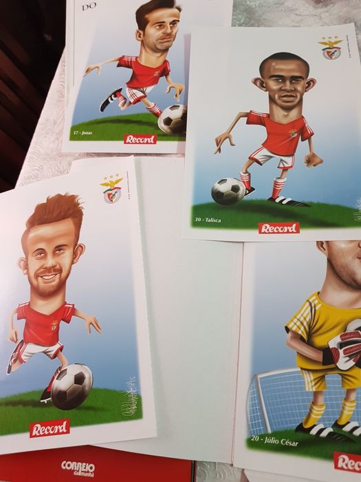 Vendo livro do Benfica e caricaturas