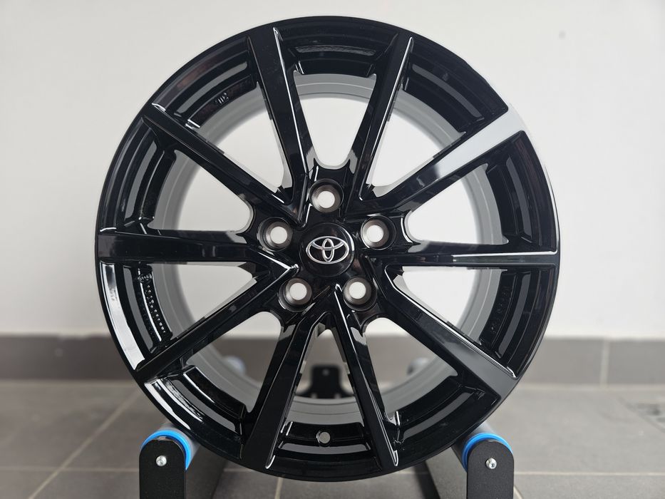 TOYOTA C-HR II 17 " Nowe 5x114,3 CHR 2025 Felgi Czarne Alufelgi