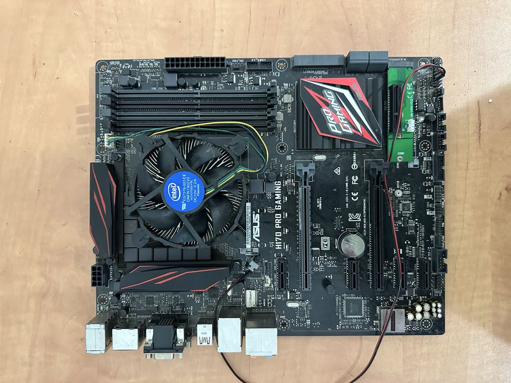 Материнська плата ASUS H170 Pro Gaming (S1151, Intel H170, ATX)
