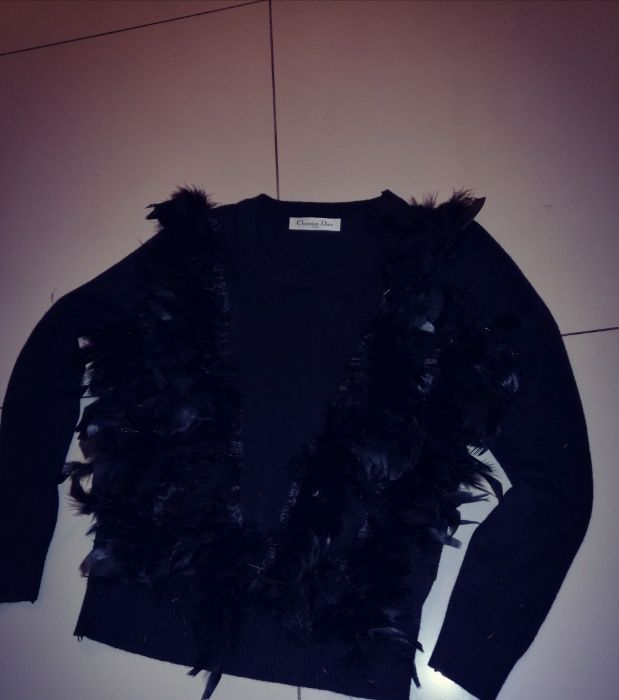 Christian dior sweter pióra klasyczny czarny sweter
