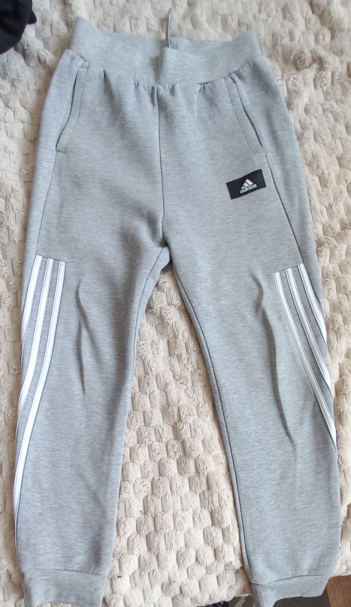 Zestaw adidas spodnie bluza