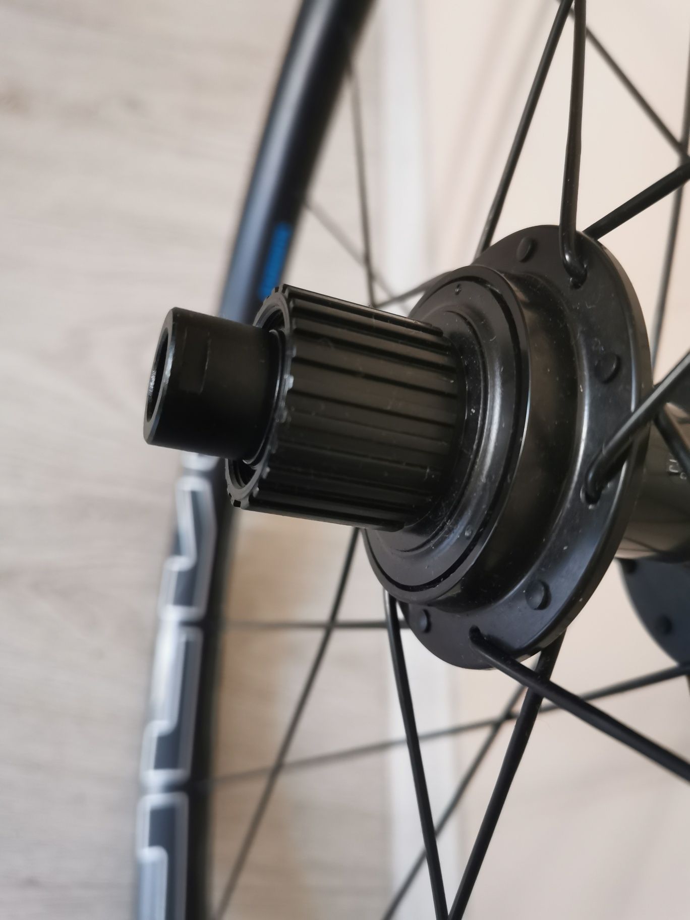 Nowe koło 29 tył Shimano MT-620/WH-MT 620-B 30C