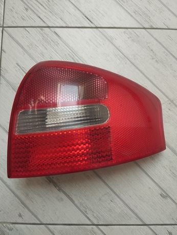 Lampa prawa tylna Audi A6 C5 polift, orginalna
