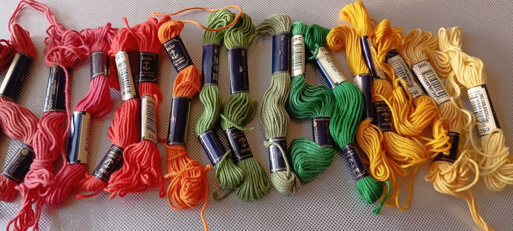 Lote meadas de linhas para bordado