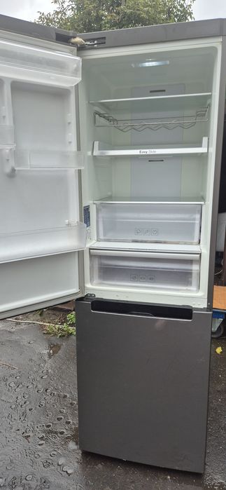 Lodówka SAMSUNG No Frost 185 silnik inwenter