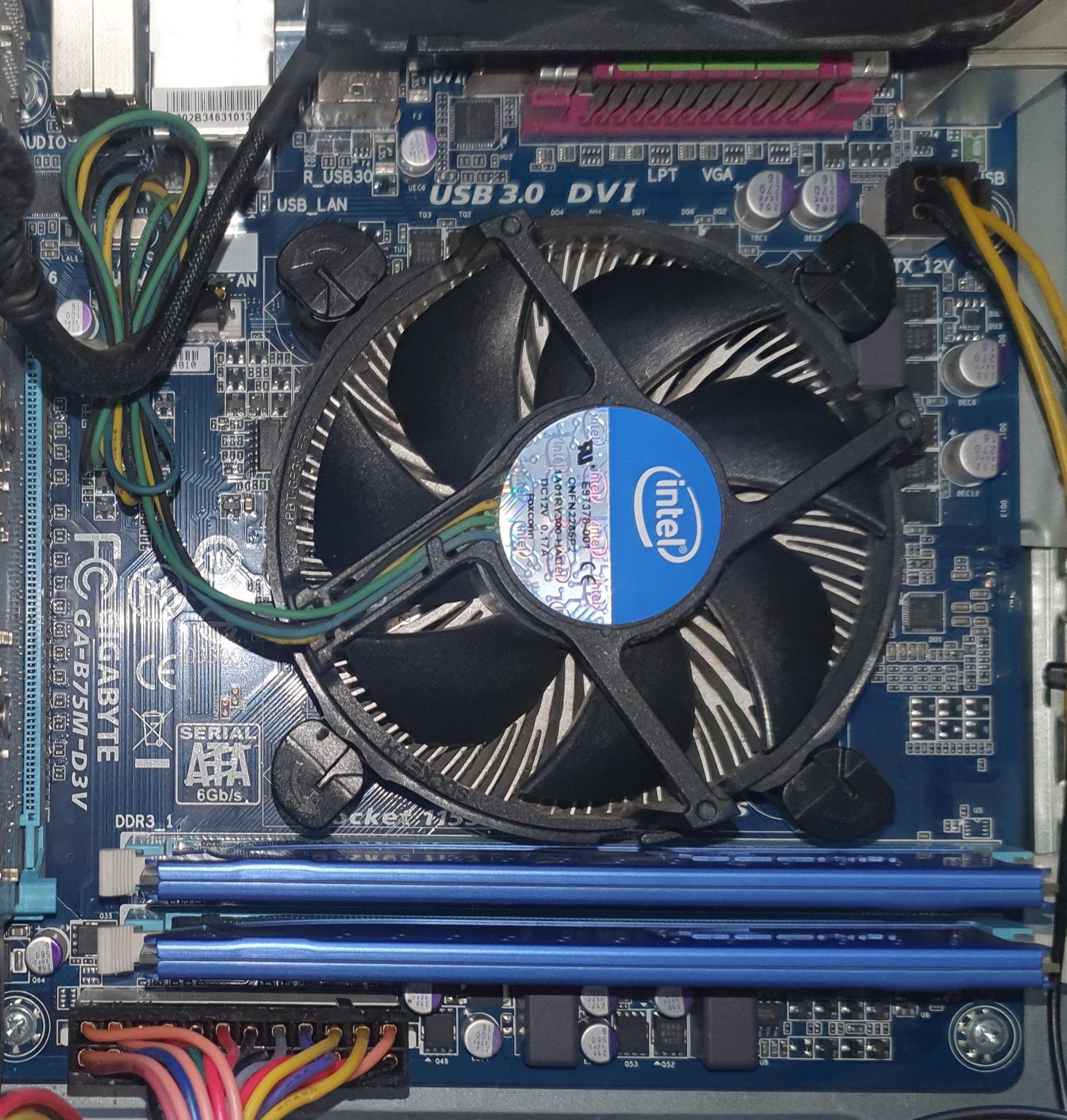 płyta główna gigabyte ga-b75m-d3v +procesor Intel i5 3450 3.10GHz +ram