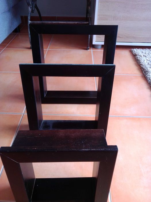Três Molduras decorativos