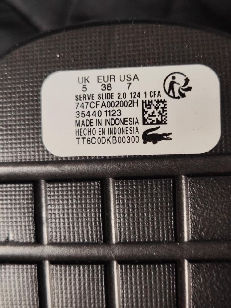 Klapki Lacoste rozmiar 38. Orginalne