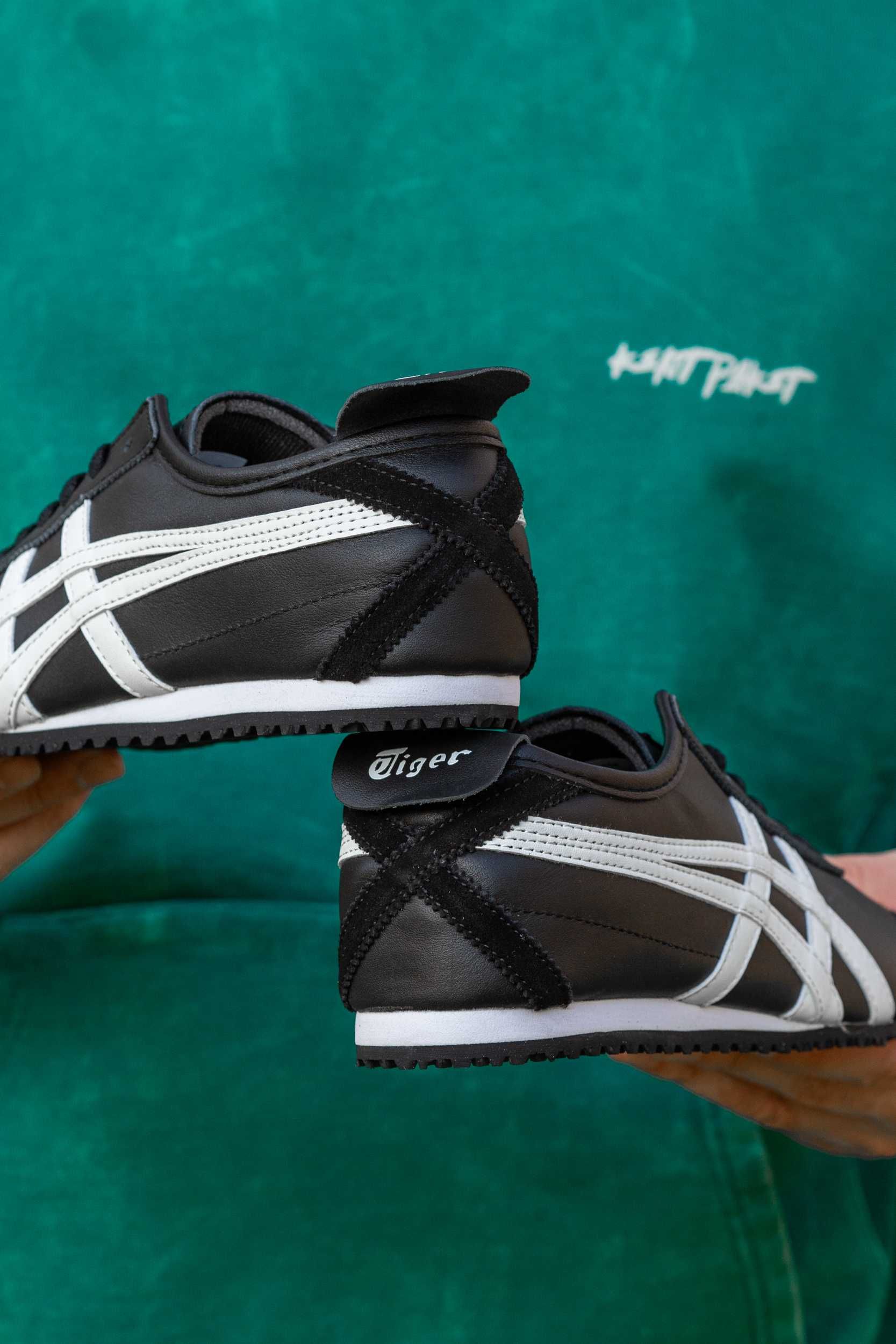Asics Onitsuka  Mexico 66 Tiger  Balck White1 в 1 оригінал