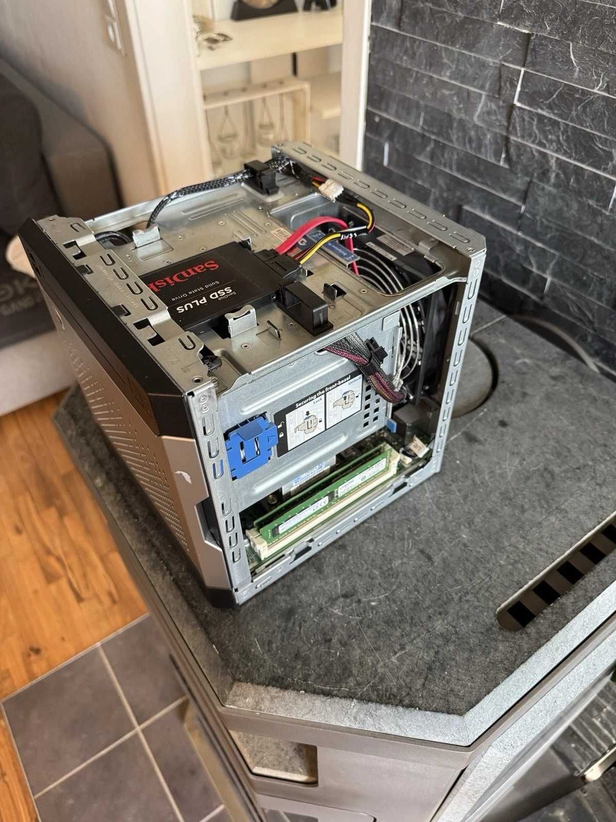 Servidor HP Microserver Gen8