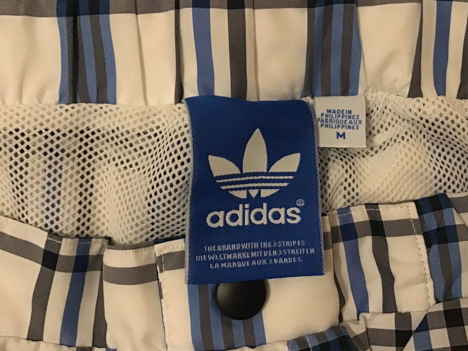 Calções marca Adidas